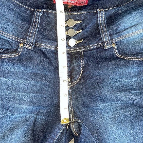 Dark Wash jeans - Picture 3 of 6